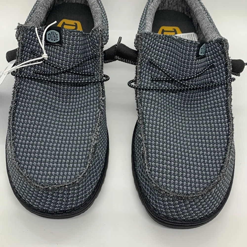 Hey Dude NEW Wally Sport Mesh Charcoal Gray 8 Slip-On Shoes Casual Minimalist
